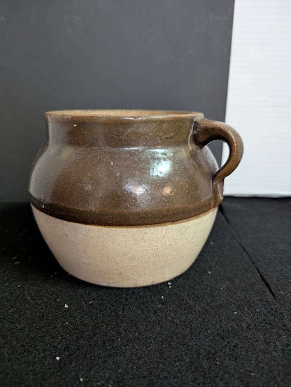 Vintage Stoneware Bean pot stews glazed finish handle brown cream 1 Quart